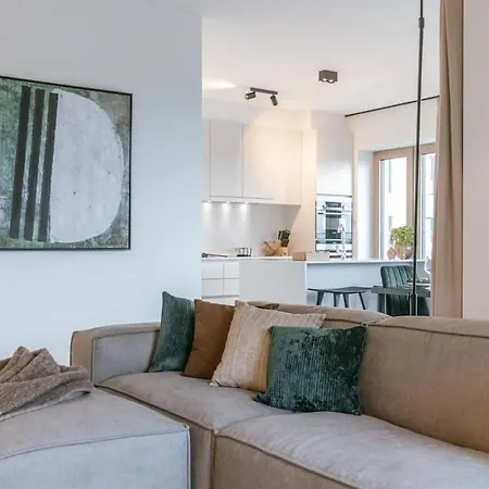 Stylish With Free Parking In * אוסטנדה